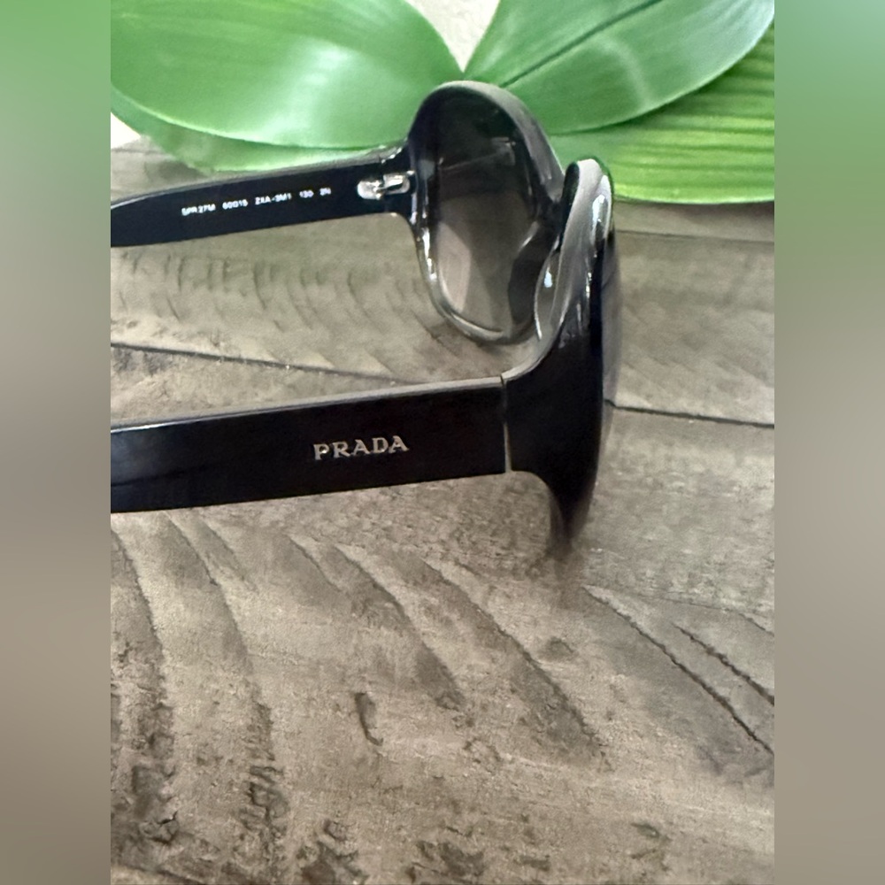 Prada Black Sunglasses - Picture 3 of 16